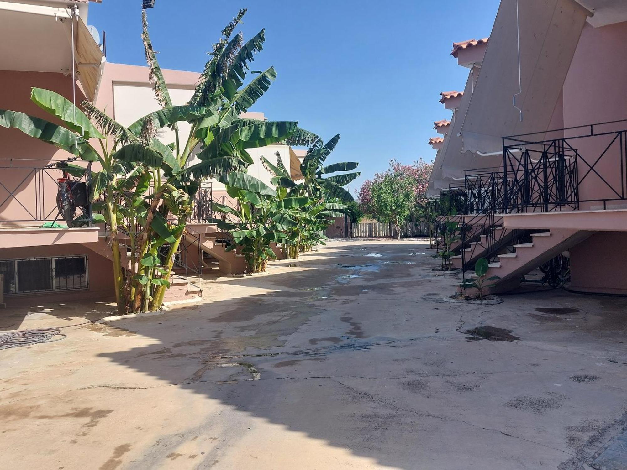 Ak Village Rooms Drepano  Екстериор снимка