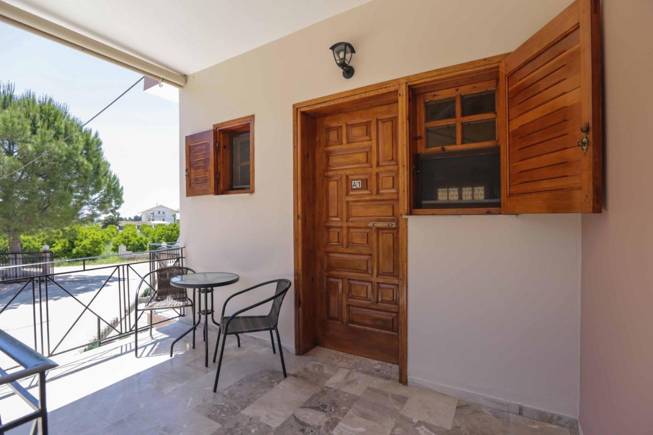 Ak Village Rooms Drepano  Екстериор снимка