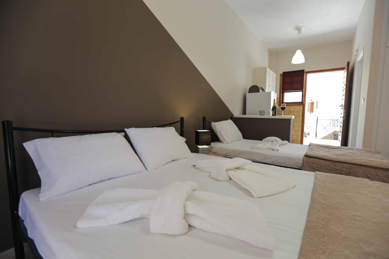 Ak Village Rooms Drepano  Екстериор снимка